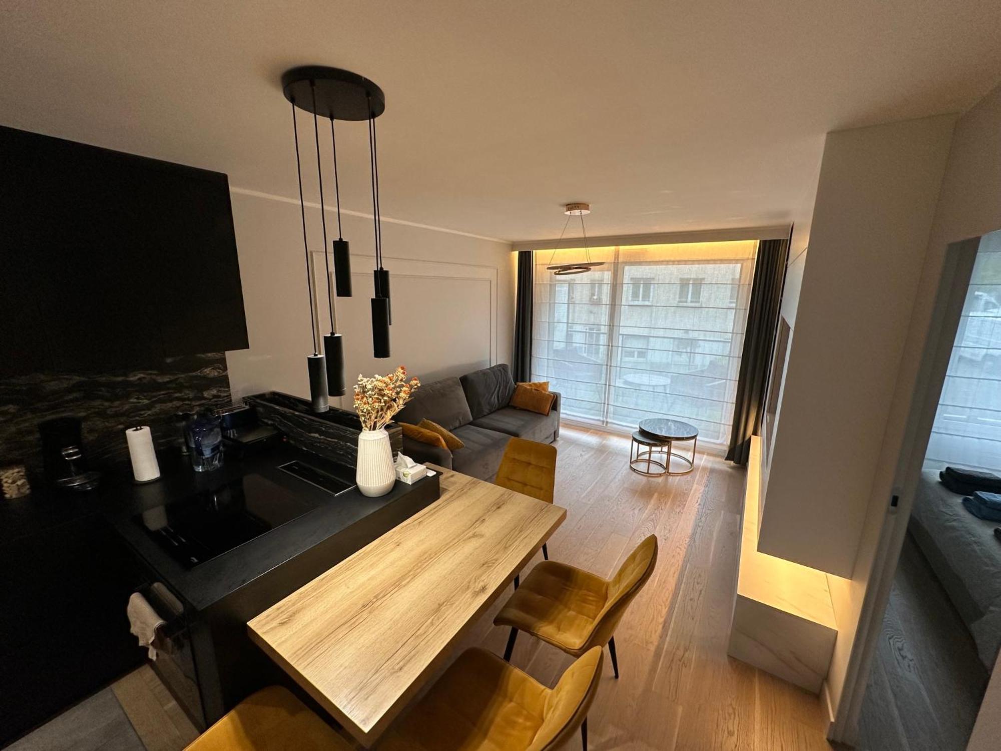 Elegant Minutes From Paris